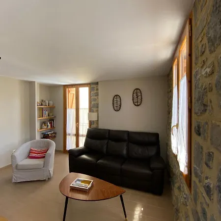 Casa Francho 3 *